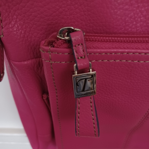 Tignanello crossbody pink leather bag - Picture 4 of 12